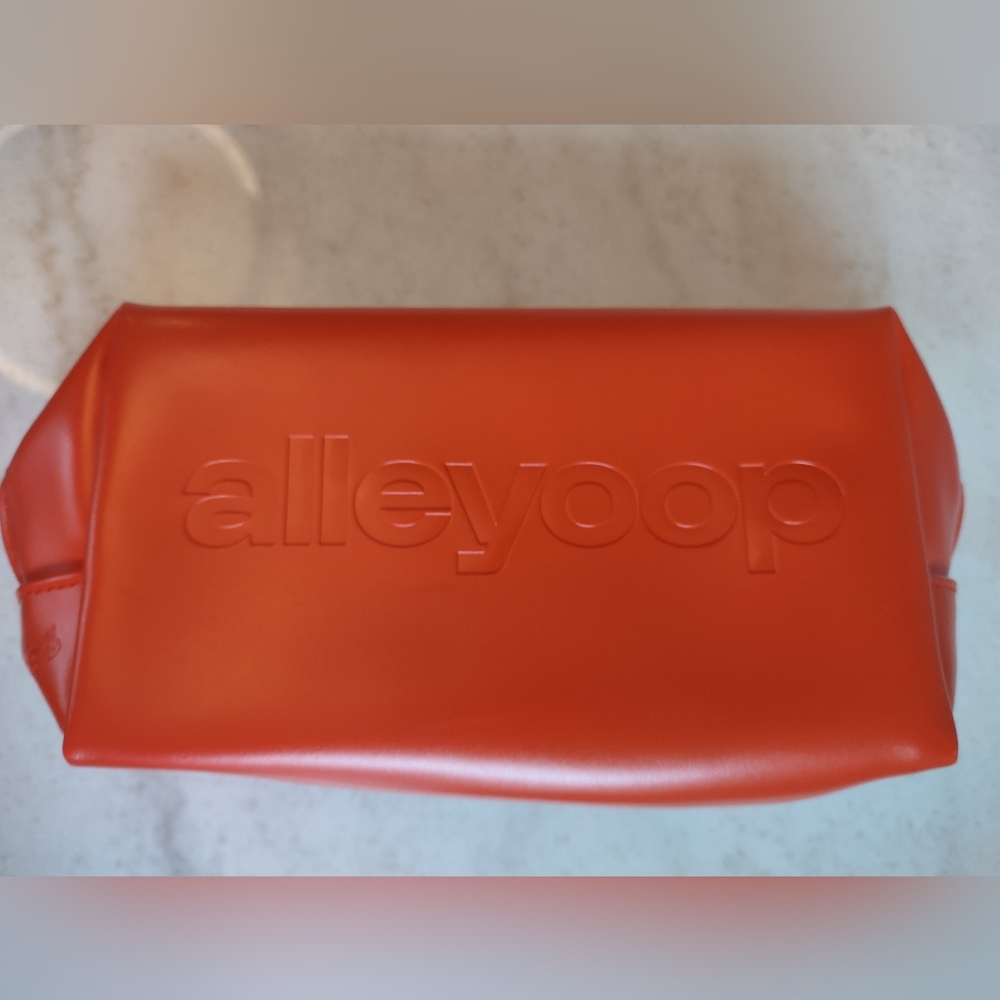 NWT Alleyoop Orange Cushioned Zippered Makeup Bag